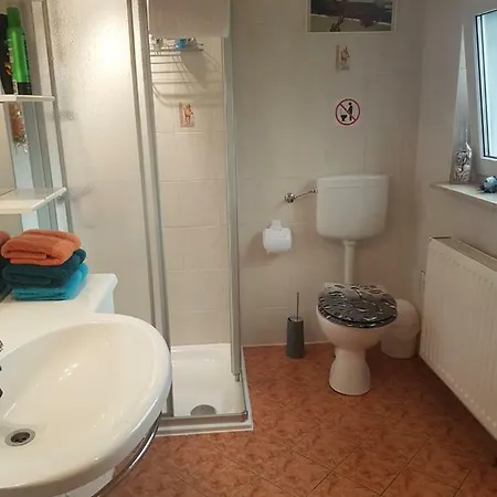 Ferienhaus Am Waldrand Ferienhaus *
